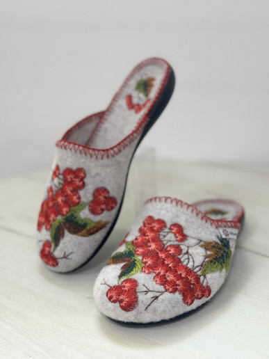 Women's slippers beige Chervona kalyna