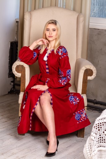 Вишите плаття Паризька троянда (вишневий) купити в Україні від виробника Галичанка
