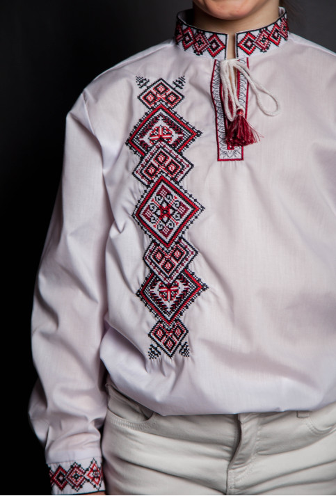 Вишиванка для хлопчика Фелікс (біла з червоним) – купити в УкраїнівідГаличанка фото 2