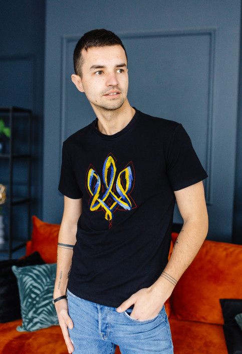 Купити чоловічу футболку Casual Тризуб (чорна)  в Україні від Галичанка фото 1