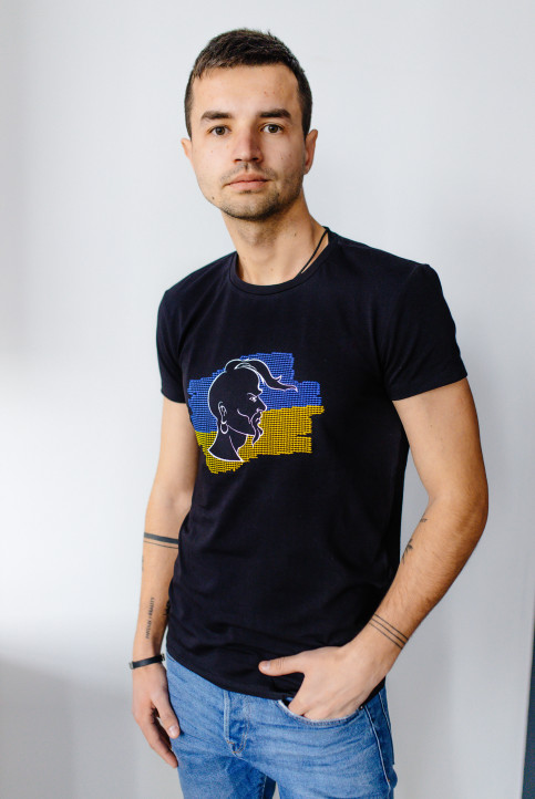 Купити чоловічу футболку Casual Козак (чорна)  в Україні від Галичанка фото 1