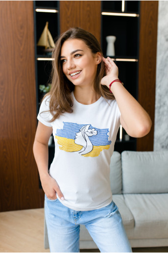 Патриотическая футболка Украинка (белая) недорого во Львове |Галичанка