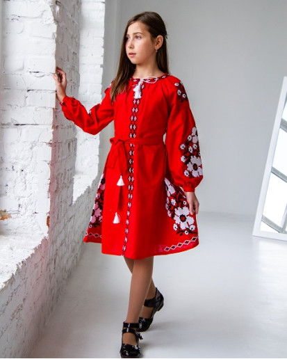 Вышитое платье детское Цветы Праги красная с черным – цена от производителя Галычанка