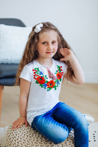 Вышитая футболка для девочки Вишенка - цена от производителя Галичанка