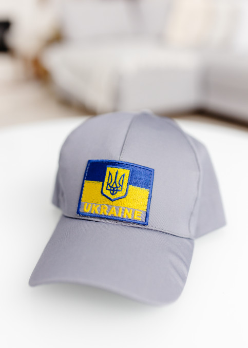 Сіра кепка з вишитим прапорои та тризубом - купити за низькою ціною в Україні від Галичанка фото 1