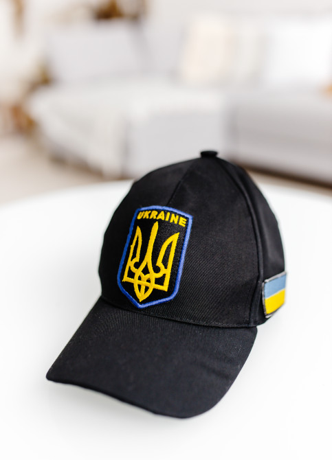 Купити скатертину в українському стилі Кепка Тризуб синьо-жовтий (чорна) від виробника Галичанка  фото 1