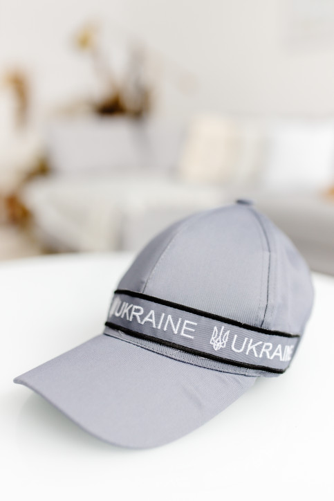 Сіра кепка з вишивкою UKRAINE - купити за низькою ціною у Львові від Галичанка фото 1