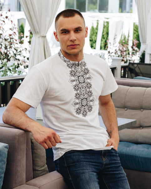 Купити чоловічу футболку вишиванку Захар (біла з сірим) в Україні від Галичанка фото 1