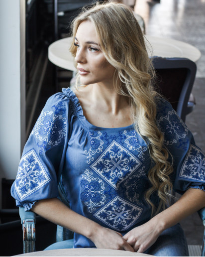 Купить вышиванку женскую Говерла (темно голубая с синим) в Украине от Галычанка