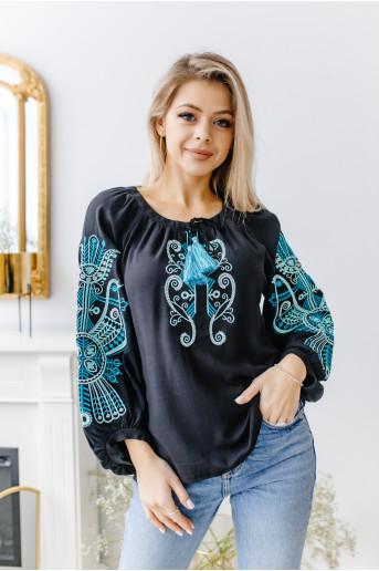Купить вышиванку женскую Витинанка (черная с голубым) в Украине от Галычанка