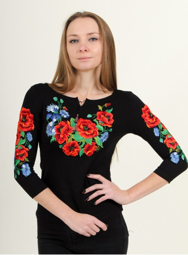 Купити жіночу футболку вишиванку Волошкове поле плюс (чорна) в Україні від Галичанка