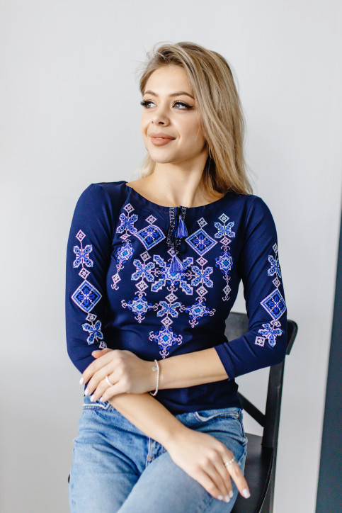 Купити жіночу футболку вишиванку Зоряна ніч (синя з синім) в Україні від Галичанка фото 1