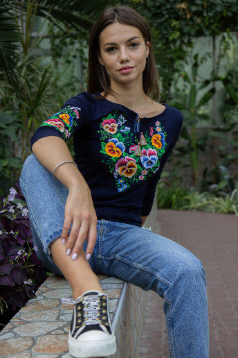 Купить женскую футболку вышиванку Анютка плюс  (синяя) в Украине от Галычанка