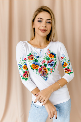 Купить женскую футболку вышиванку Анютка плюс (белая) в Украине от Галычанка