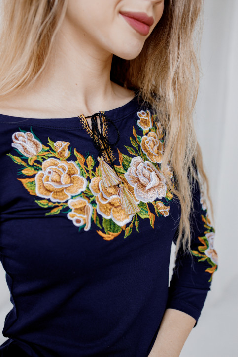 Купити жіночу футболку вишиванку Тіффані плюс (т.синя з золотом) в Україні від Галичанка фото 3