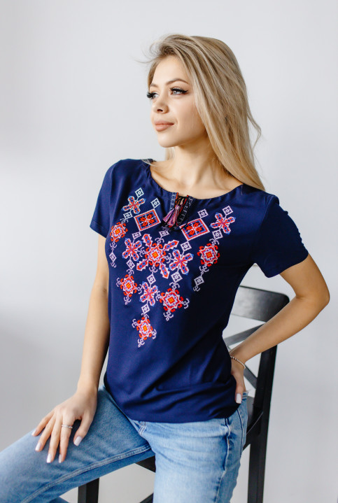 Купить женскую футболку вышиванку Звездная ночь (синяя с синим) в Украине от Галычанка фото 2