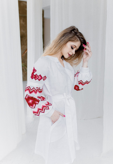 Вишите плаття біле з червоним узором Христина за низькою ціною від Галичанки фото 3