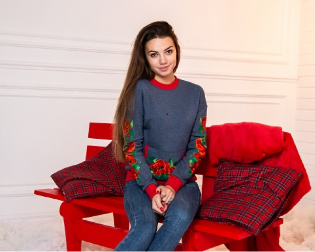 Купить женский свитшот с вышивкой Милена (джинс) в Украине от Галычанка