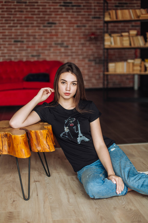 Купити жіночу футболку Casual Париж (чорна)  в Україні від Галичанка фото 1