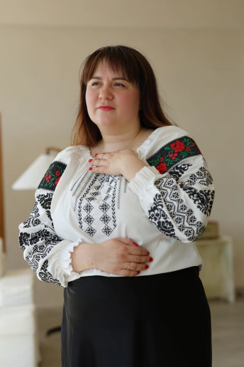 Аничка (молочна з чорним)
