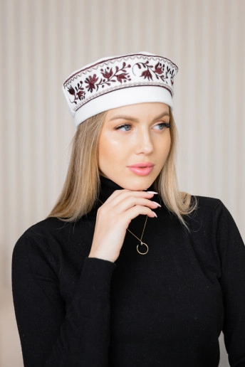 Берет (білий)