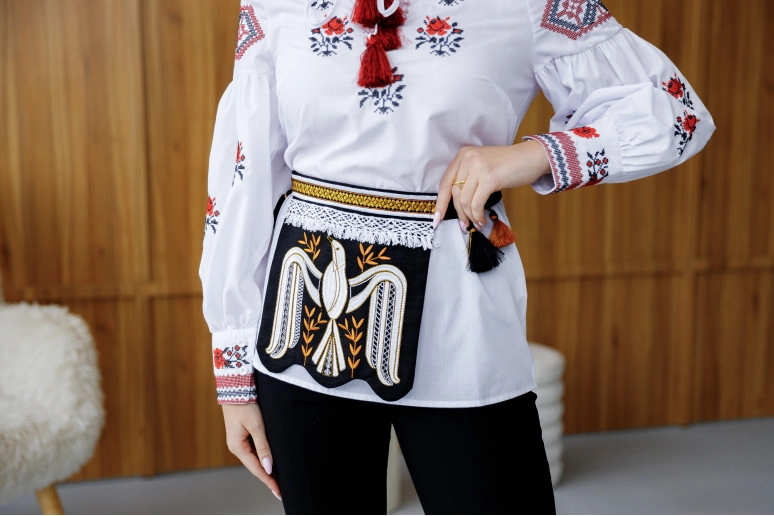 Ластівка (чорна)