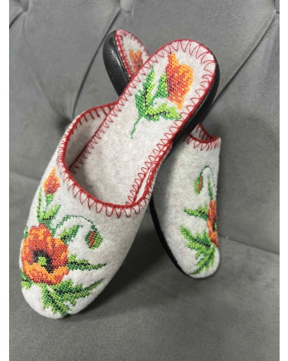 Жіночі тапки Маківка