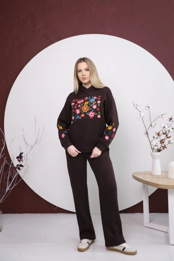 Купити жіночий світшот з вишивкою Барвограй (шоколад) в Україні від Галичанка