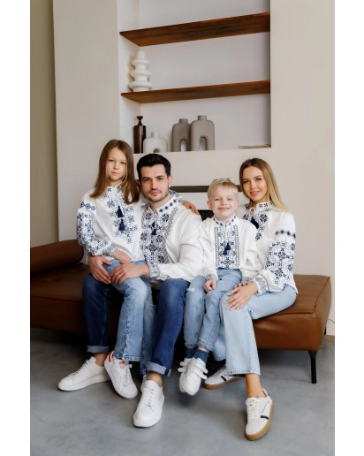 Семейный лук " Яромирчики" (молоч. с син..)