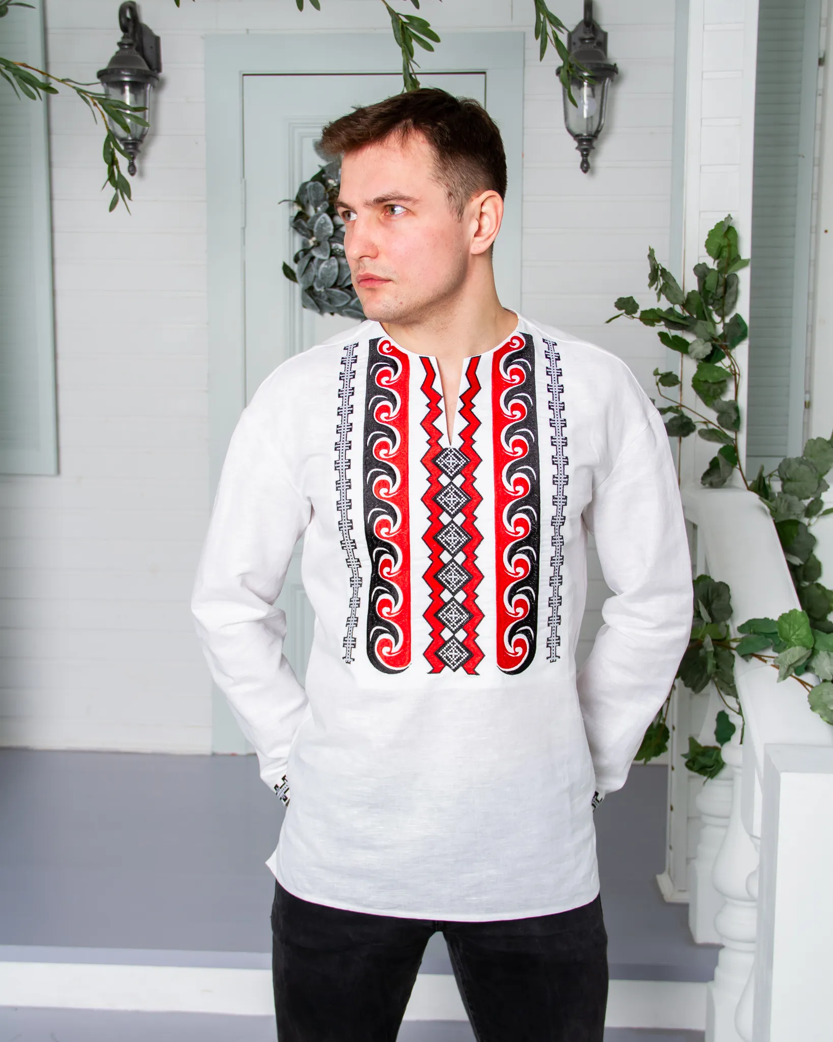 Чоловіча вишита сорочка Трипілля (біла з червоним) фото 2