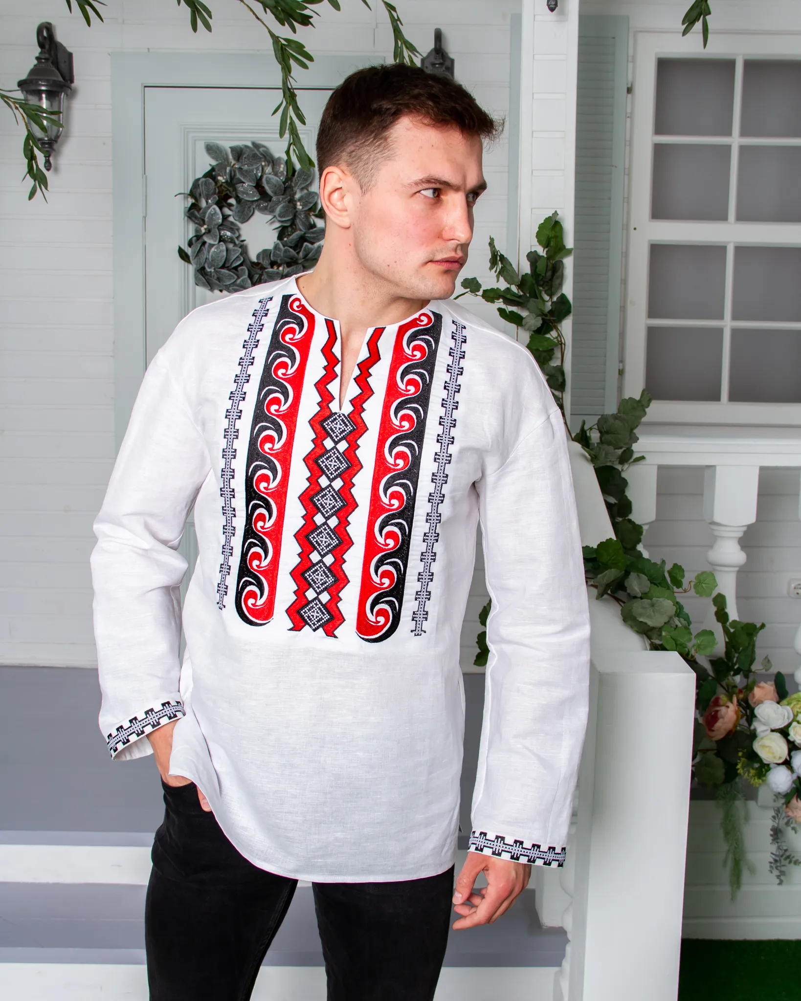 Чоловіча вишита сорочка Трипілля (біла з червоним) фото 1