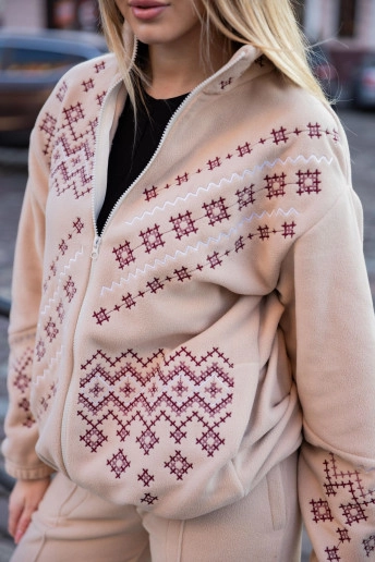 Купить женский свитшот с вышивкой Ярина в Украине от Галычанка