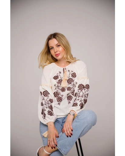 Melisa  (milky with brown)