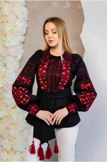 Вишиванка жіноча Милорада (чорна з вишневим)в Україні від Галичанка