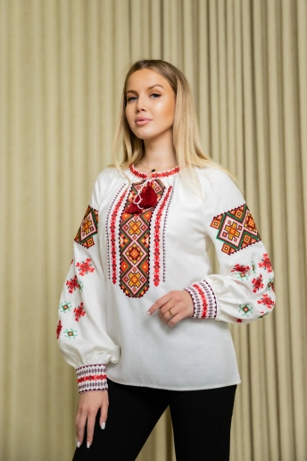 Купить вышиванку женскую Руслана ( молочная с красн.) в Украине от Галычанка