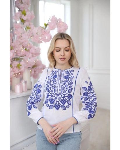 Владана (біла з синім)