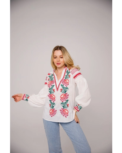 aystra (white with red)