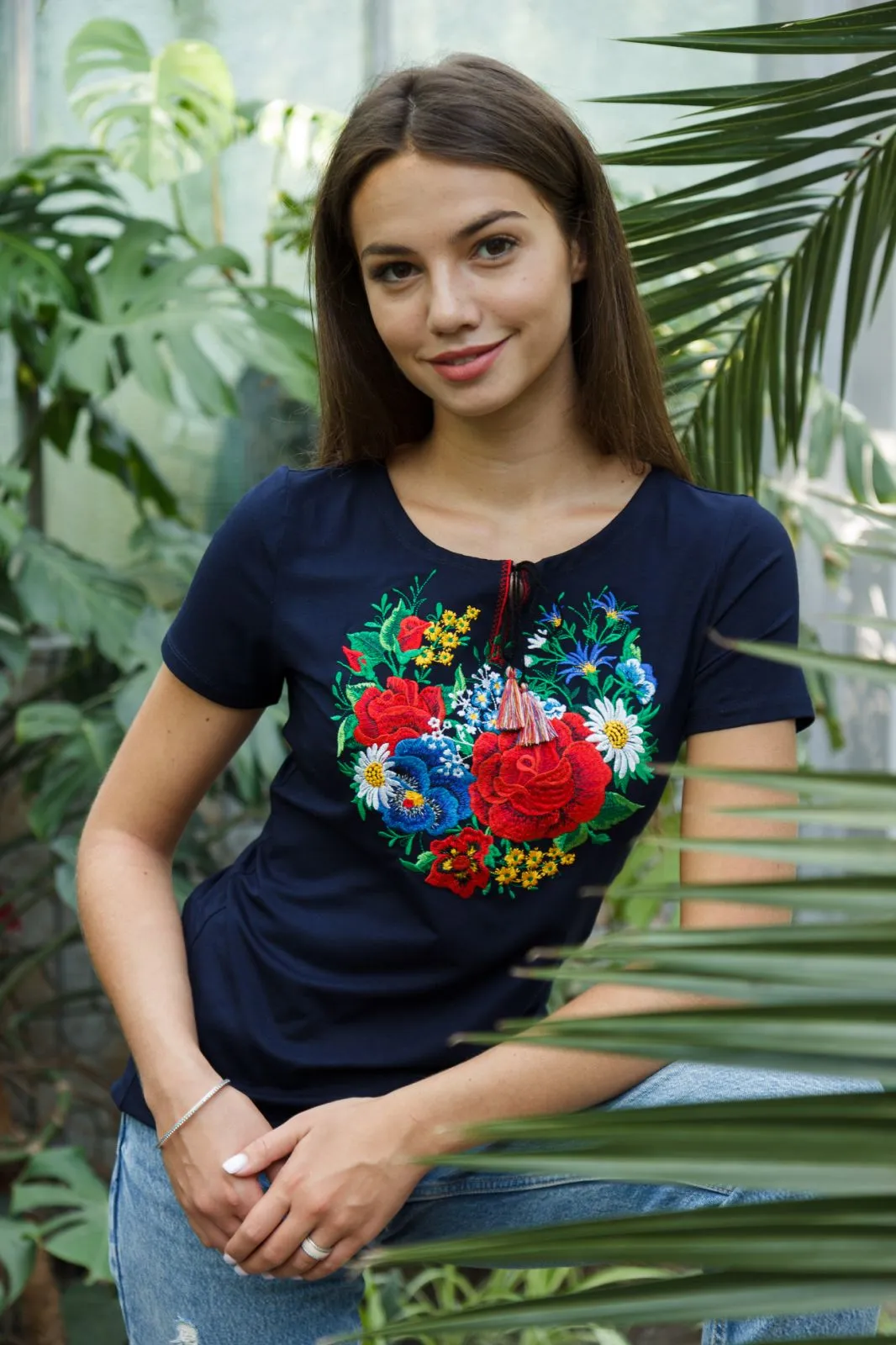 Вишита футболка жіноча Марсель (синя т.) фото 1
