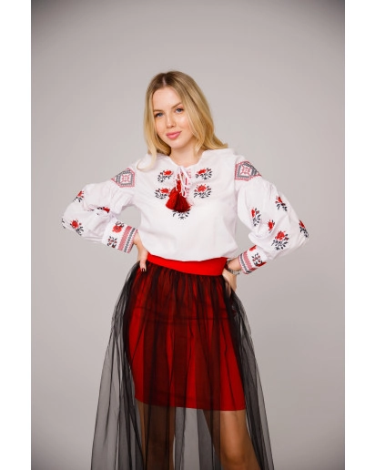 Ryga (długa czerwona spódnica)